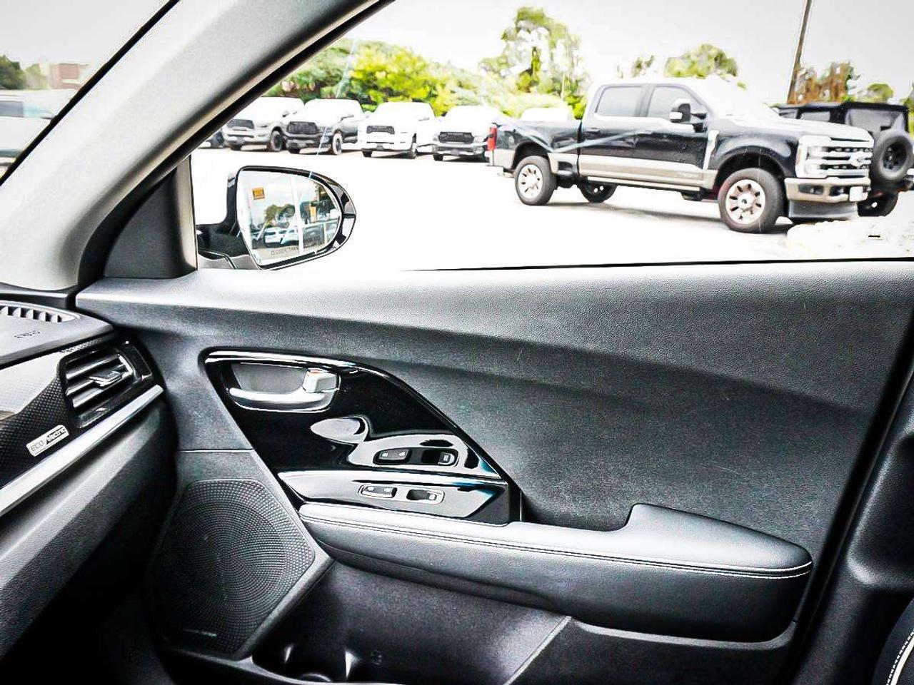2021 Kia NIRO  Photo