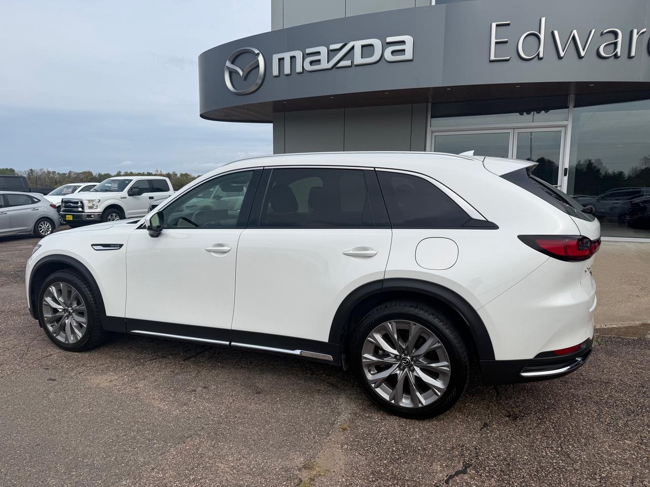 2025 Mazda CX-90 MHEV GT 4dr i-ACTIV All-Wheel Drive Sport Utility Photo