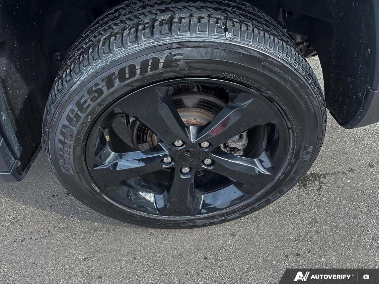 2023 Jeep Grand Cherokee Laredo 4dr 4x4 Photo