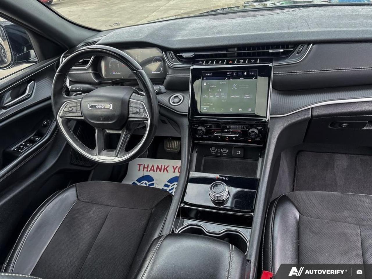 2023 Jeep Grand Cherokee Laredo 4dr 4x4 Photo