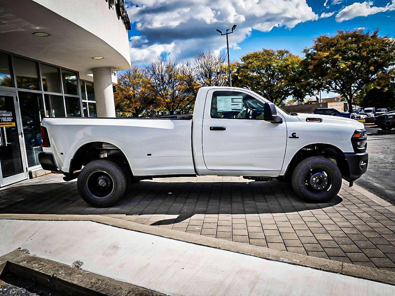 2027 RAM 3500  Photo