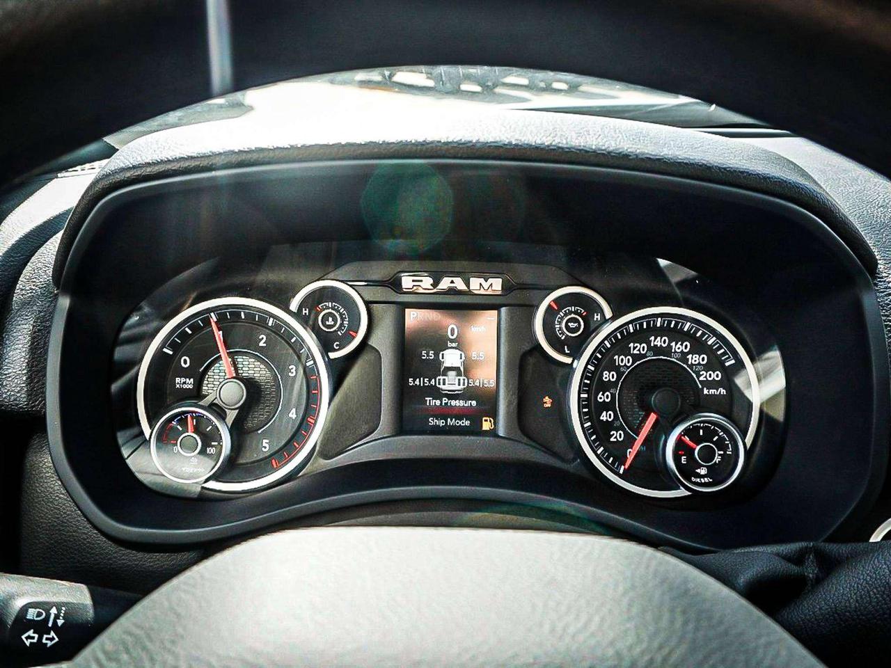 2027 RAM 3500  Photo