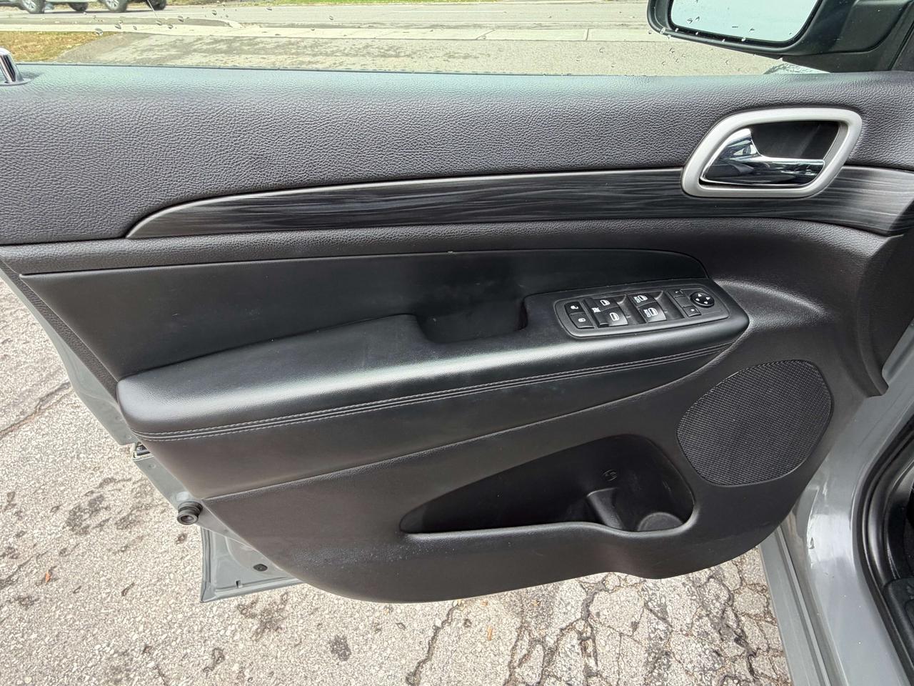 2020 Jeep Grand Cherokee ALTITUDE/PWR ROOF/AWD/HEATED SEATS/CALL PICTON Photo