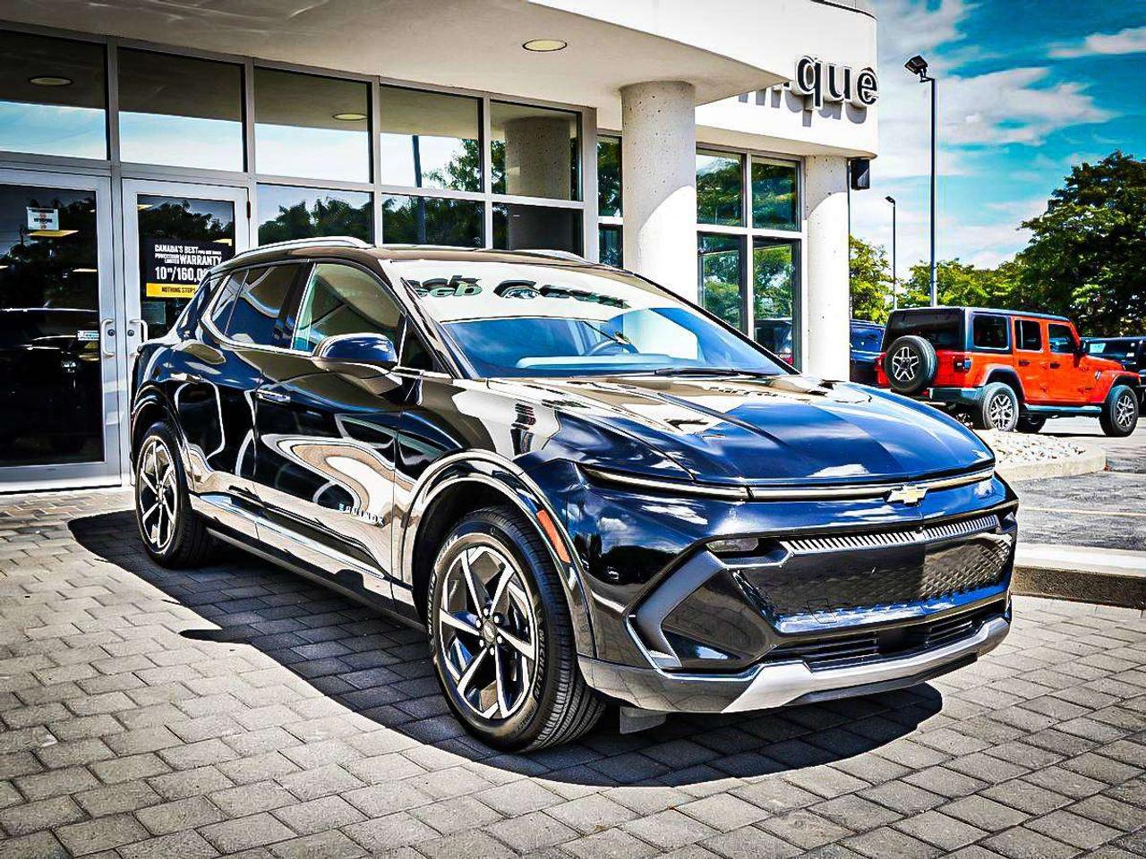 2025 Chevrolet Equinox  Photo5