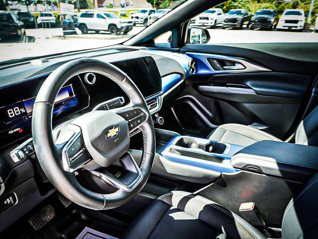 2025 Chevrolet Equinox  Photo