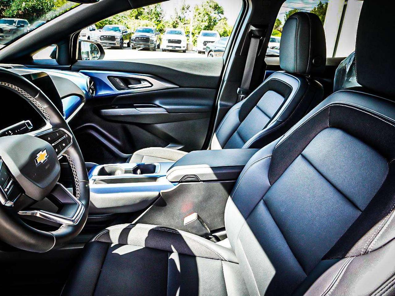 2025 Chevrolet Equinox  Photo