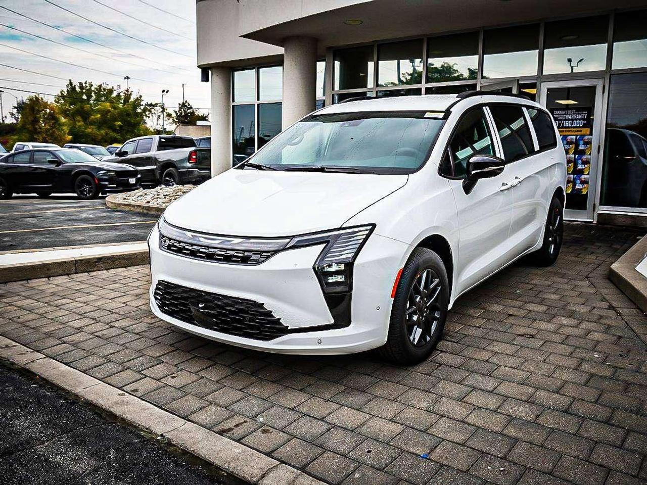 2027 Chrysler Pacifica  Photo