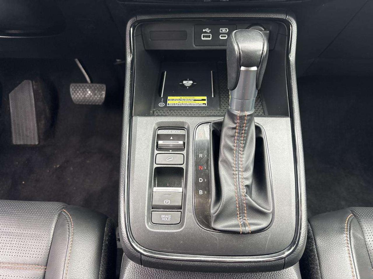 2025 Honda CR-V Touring Honda Certified With 7YR/160K Warranty Photo