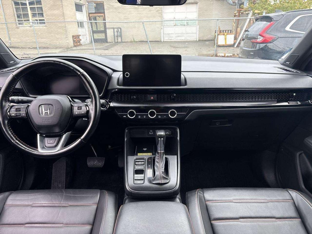 2025 Honda CR-V Touring Honda Certified With 7YR/160K Warranty Photo