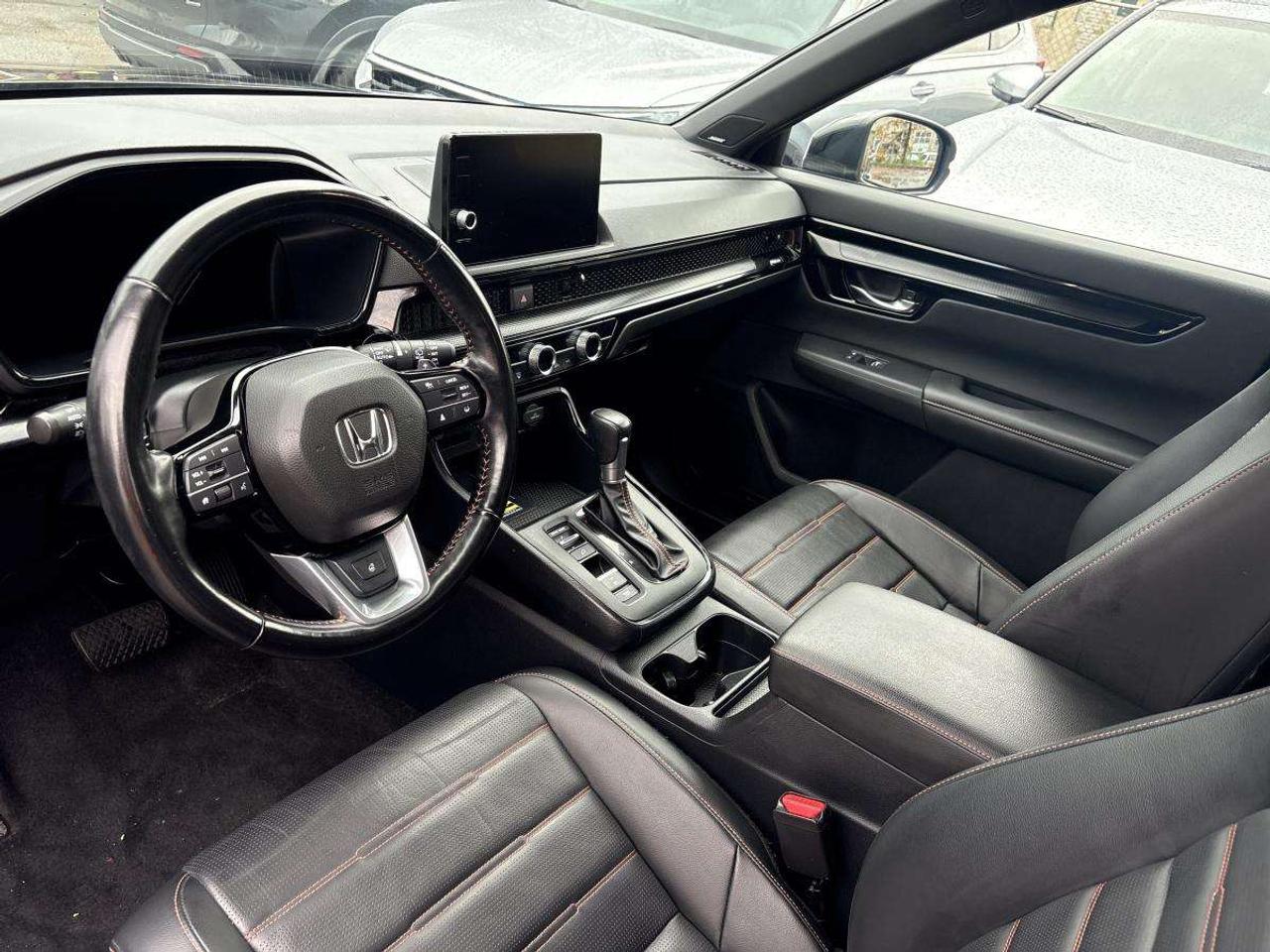 2025 Honda CR-V Touring Honda Certified With 7YR/160K Warranty Photo