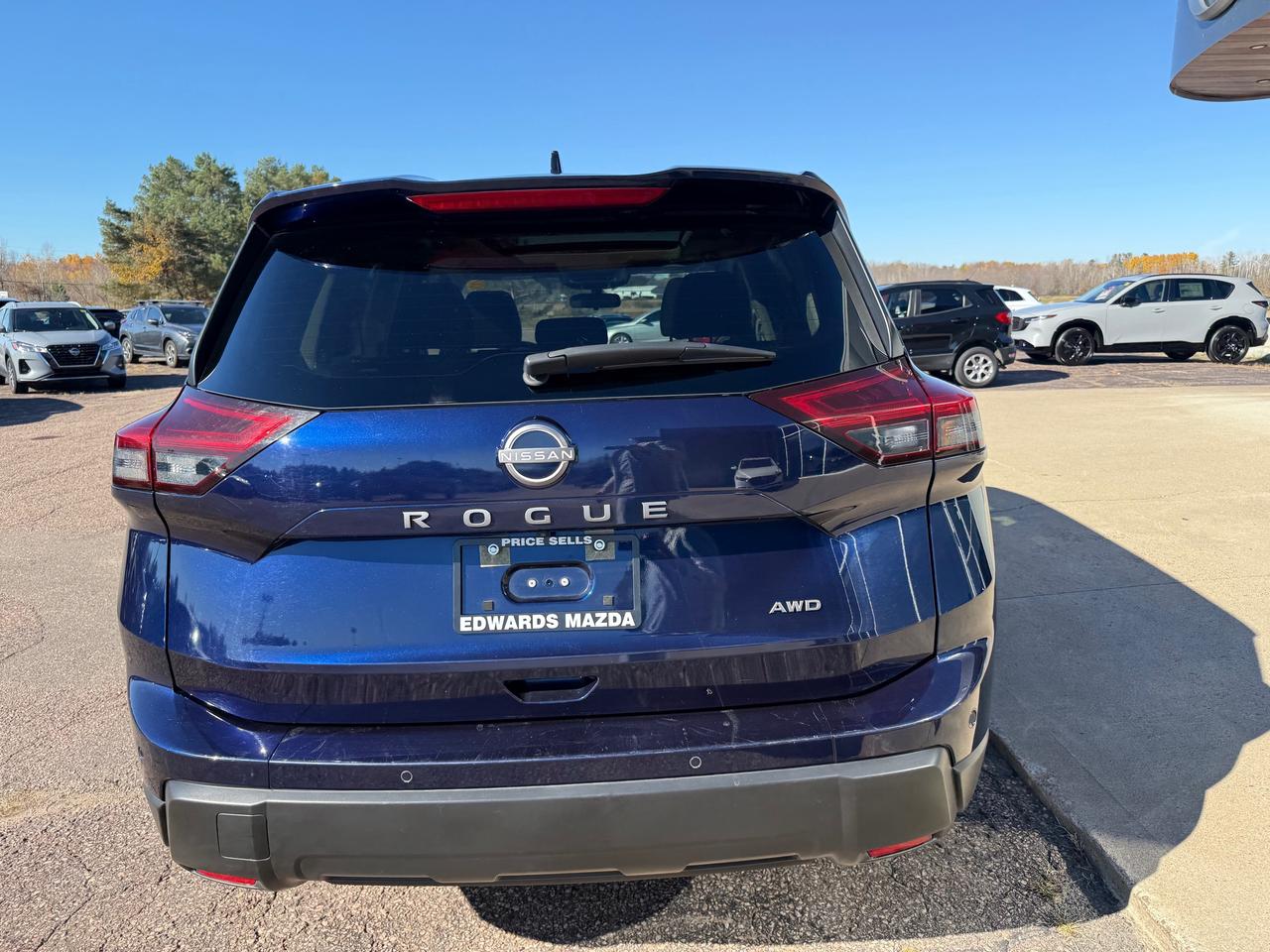 2025 Nissan Rogue SV Moonroof 4dr All-Wheel Drive Sport Utility Photo