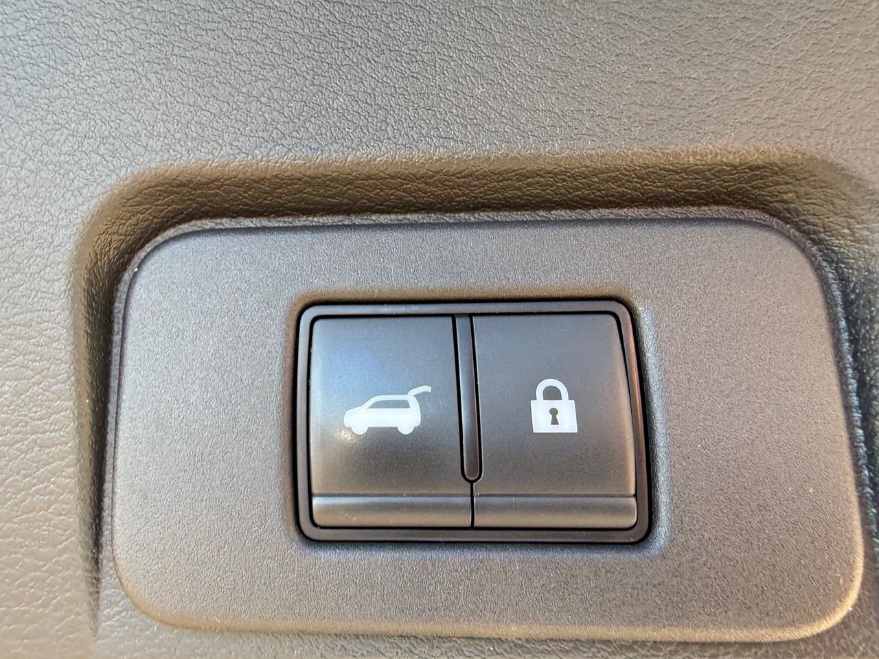 2025 Nissan Rogue SV Moonroof 4dr All-Wheel Drive Sport Utility Photo
