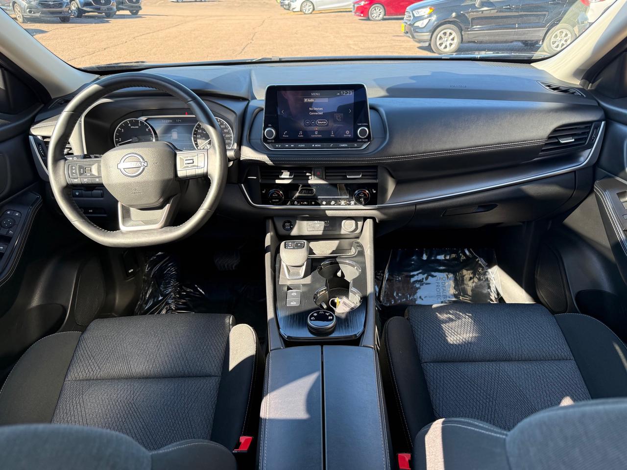 2025 Nissan Rogue SV Moonroof 4dr All-Wheel Drive Sport Utility Photo