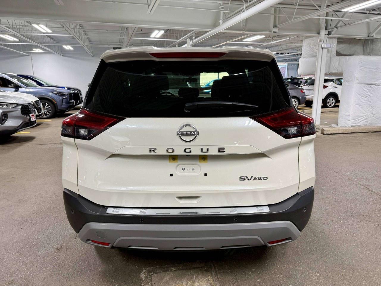 2022 Nissan Rogue AWD SV Photo