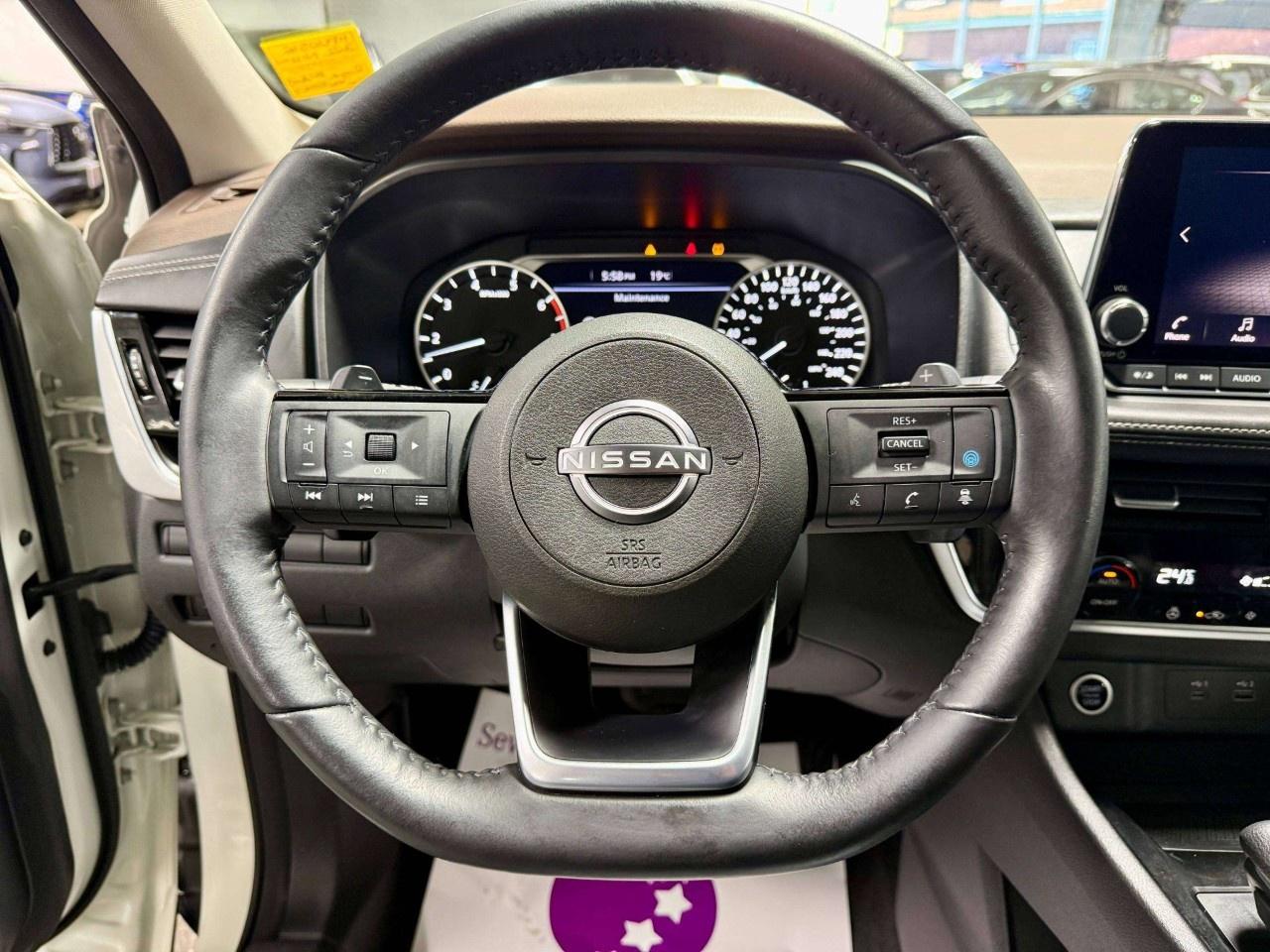 2022 Nissan Rogue AWD SV Photo