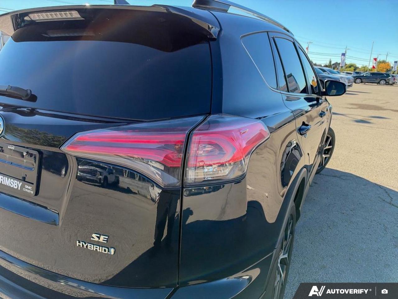 2018 Toyota RAV4 Hybrid SE 4dr All-Wheel Drive Photo