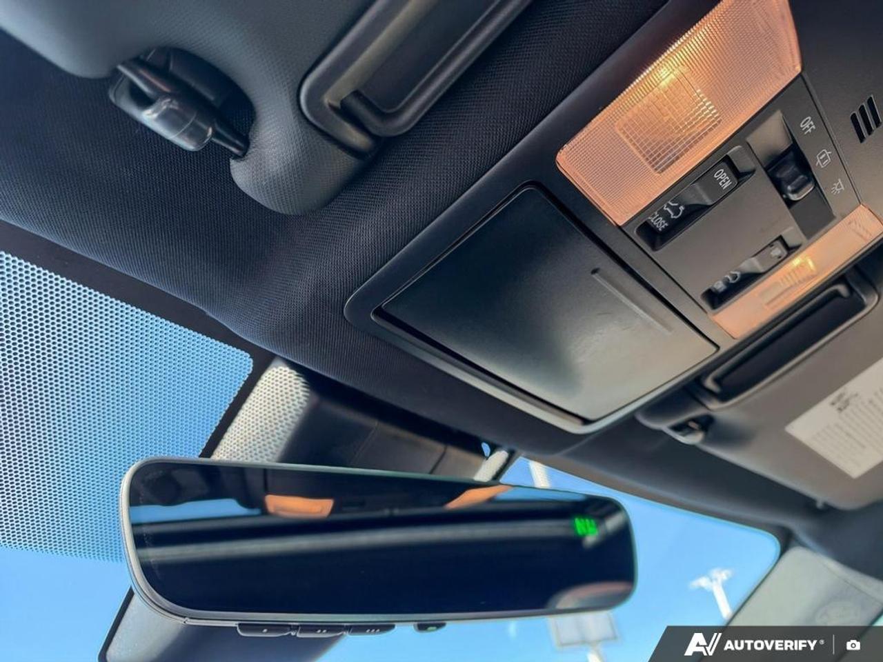 2018 Toyota RAV4 Hybrid SE 4dr All-Wheel Drive Photo