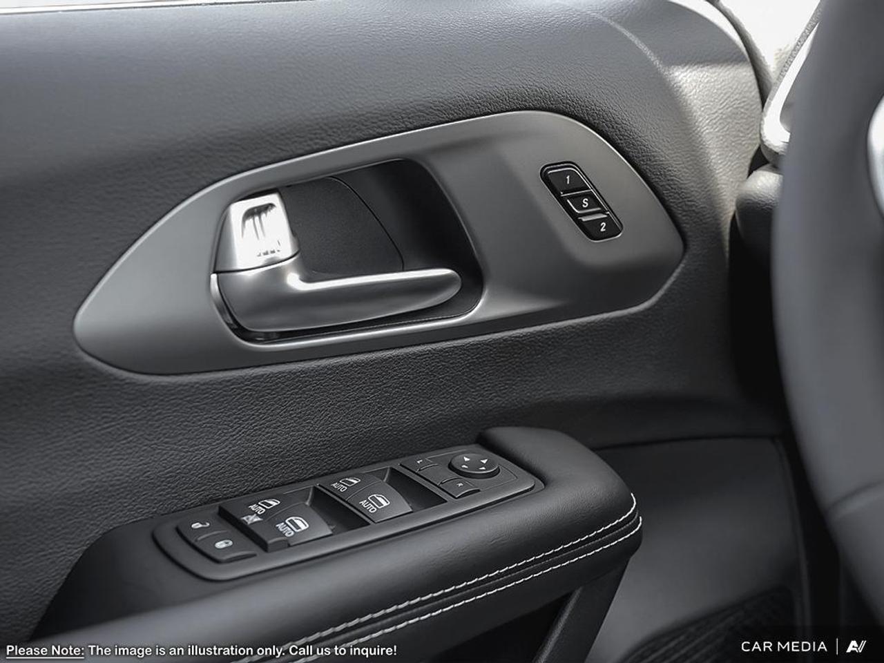 2027 Chrysler Pacifica Select Front-Wheel Drive Passenger Van Photo