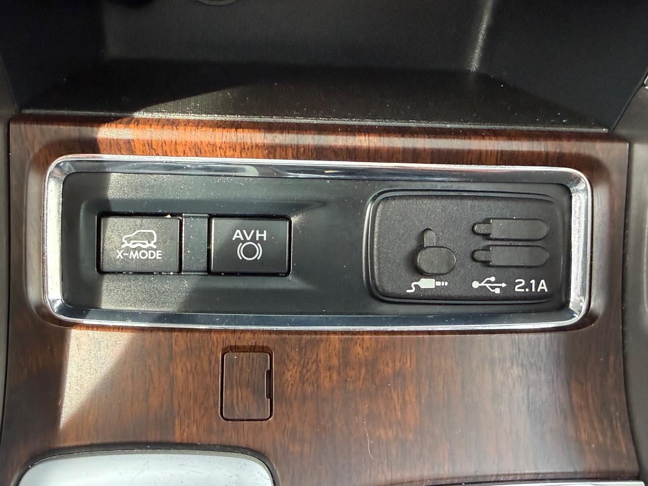 2020 Subaru ASCENT Premier 7-Passenger (CVT) 4dr All-Wheel Drive Photo