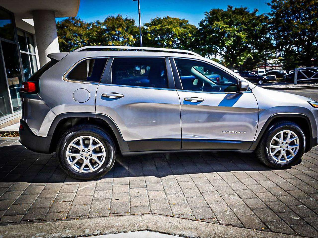 2015 Jeep Cherokee  Photo