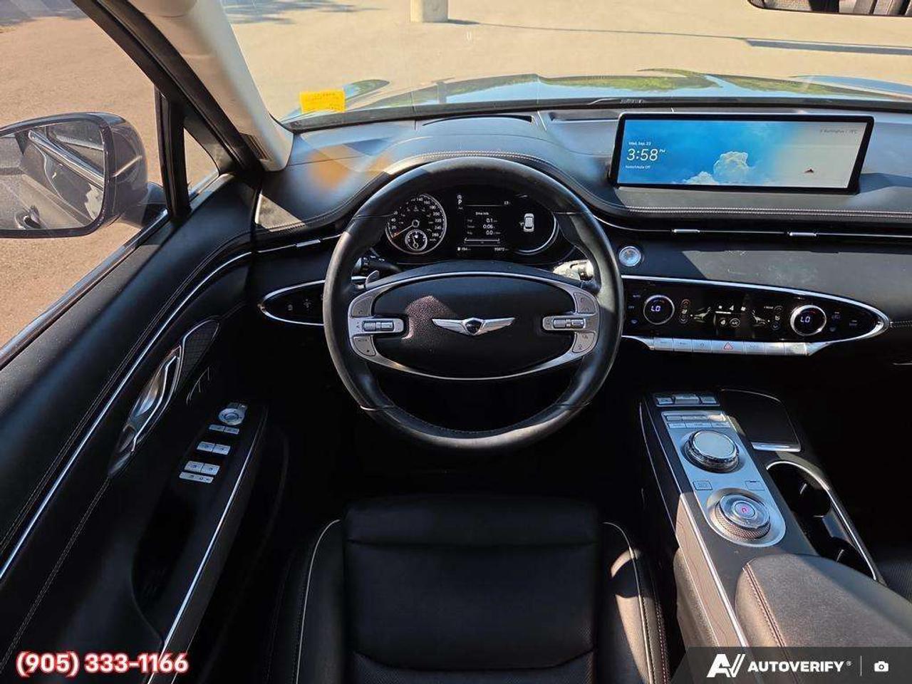 2022 Genesis GV70 2.5T Advanced Plus Apple CarPlay & Android Auto • Heads-Up Display • Power Sunroof • Leather Seating • Cooled Front Seats Photo