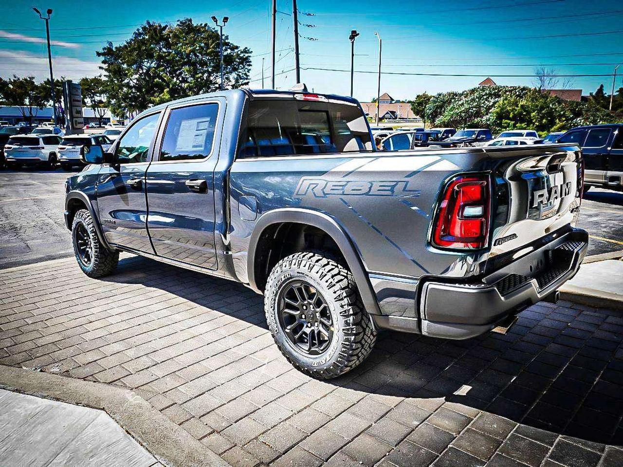 2027 RAM 1500  Photo