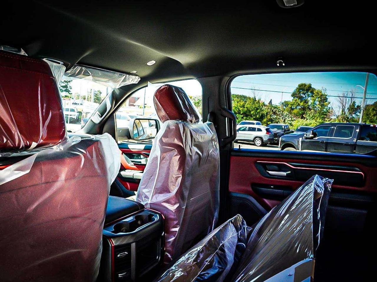 2027 RAM 1500  Photo