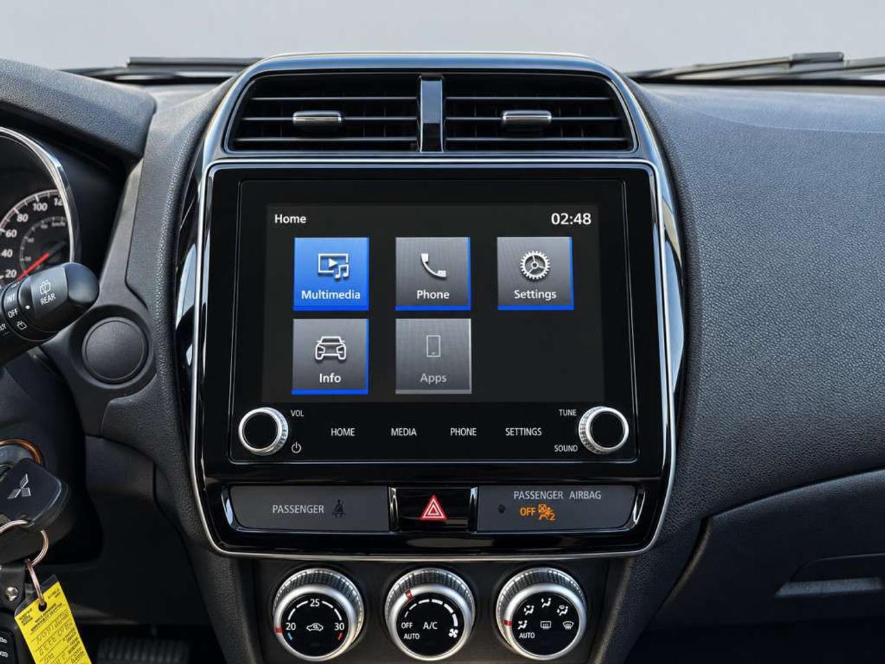 2020 Mitsubishi RVR SE / FWD / HEATED SEATS / CARPLAY / BLIND SPOT / BACKUP CAM / ALLOYS Photo