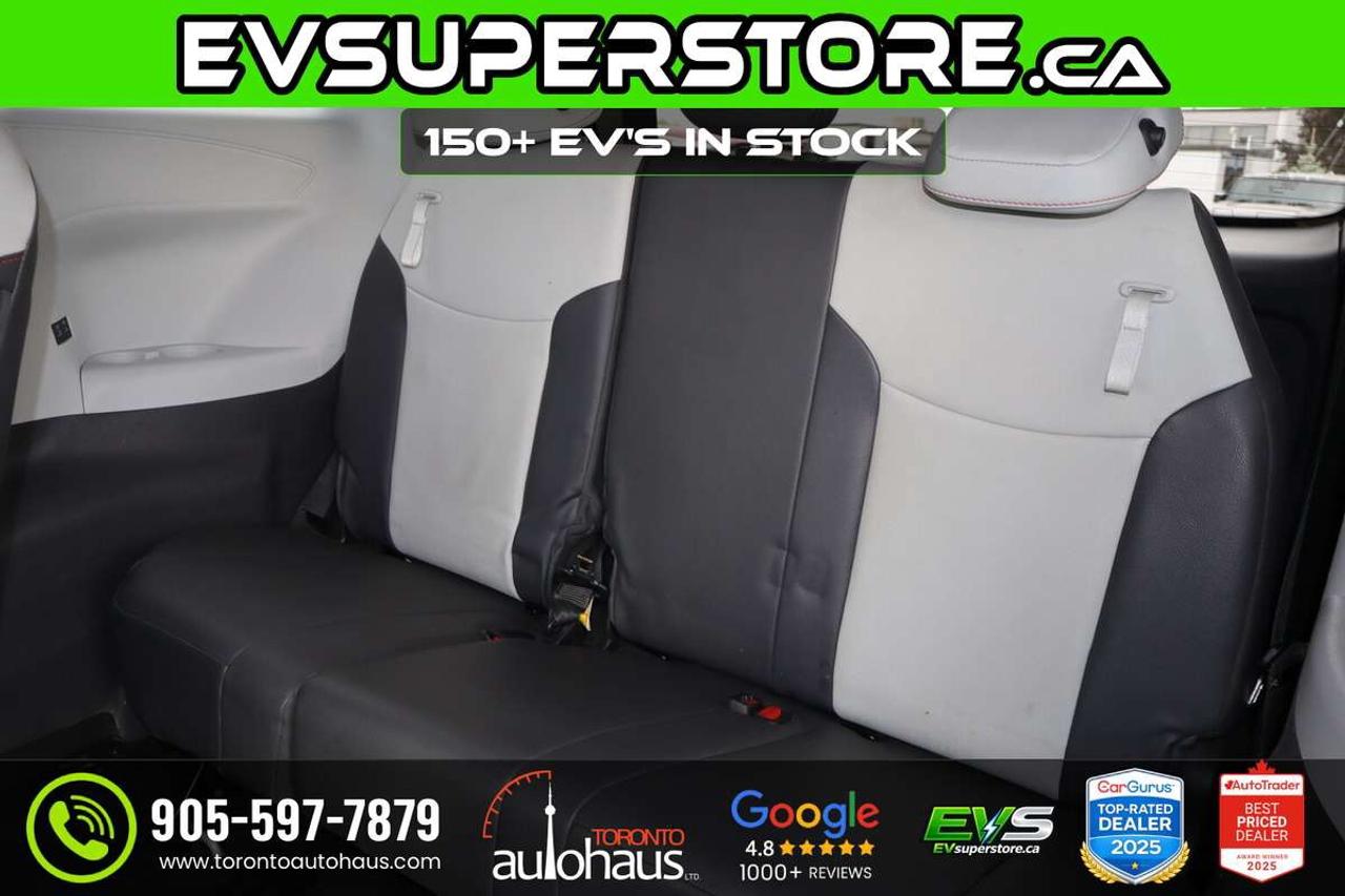2022 Toyota Sienna XSE I NAVIGATION Photo