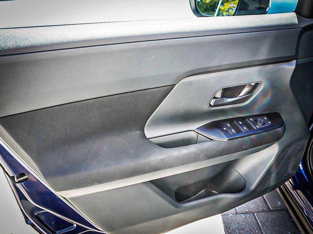 2025 Nissan Kicks  Photo