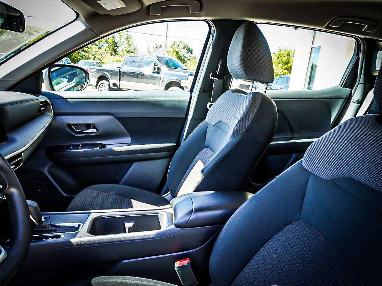 2025 Nissan Kicks  Photo