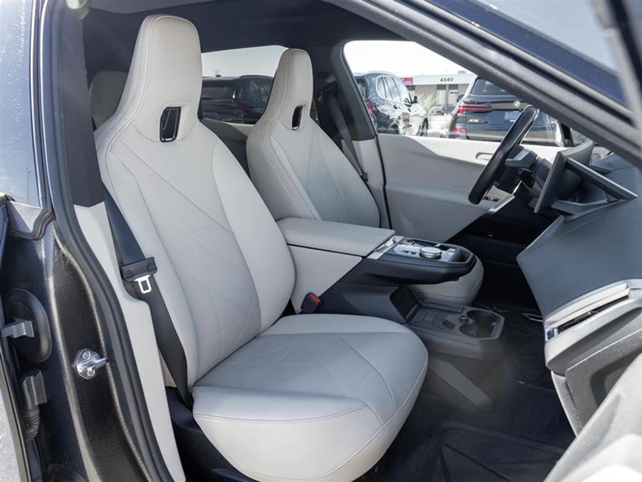 2024 BMW iX xDrive40 4dr All-Wheel Drive Sports Activity Vehicle Photo