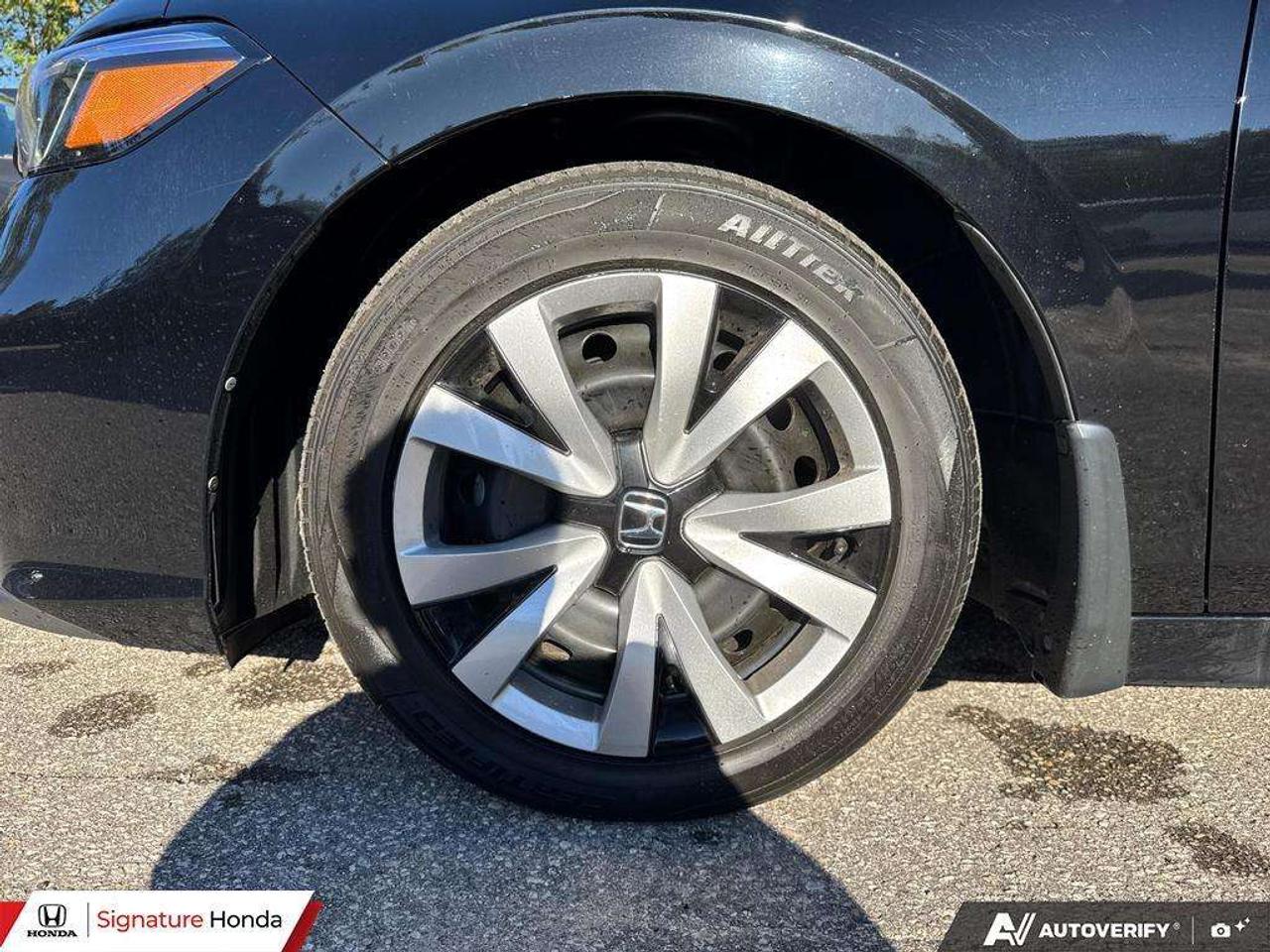2025 Honda Civic LX Photo