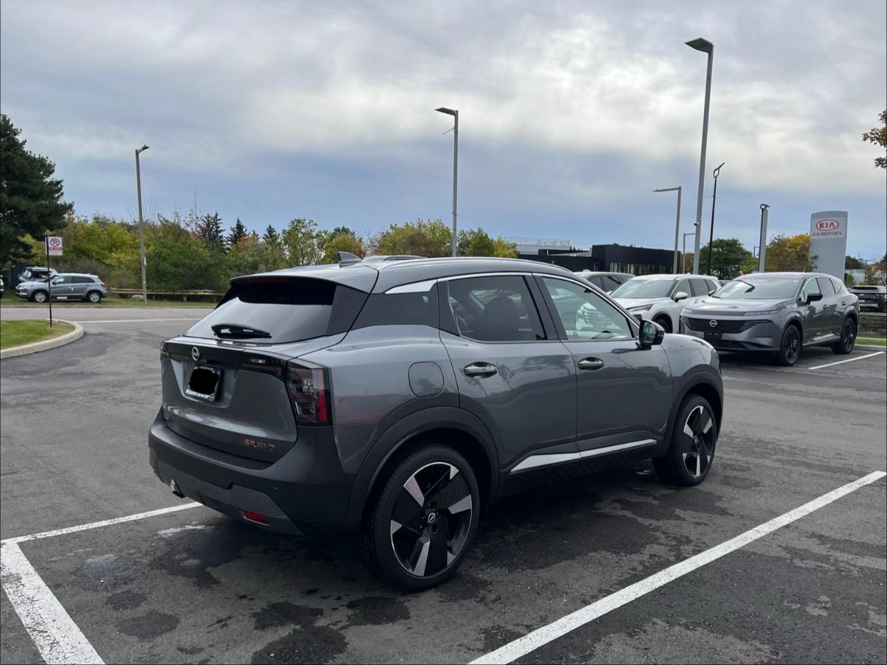 2025 Nissan Kicks SR AWD Photo