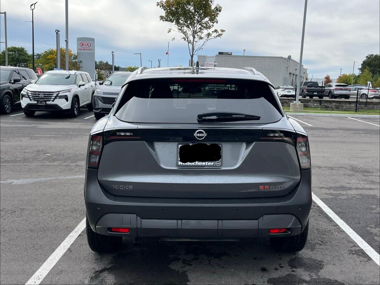 2025 Nissan Kicks SR AWD Photo
