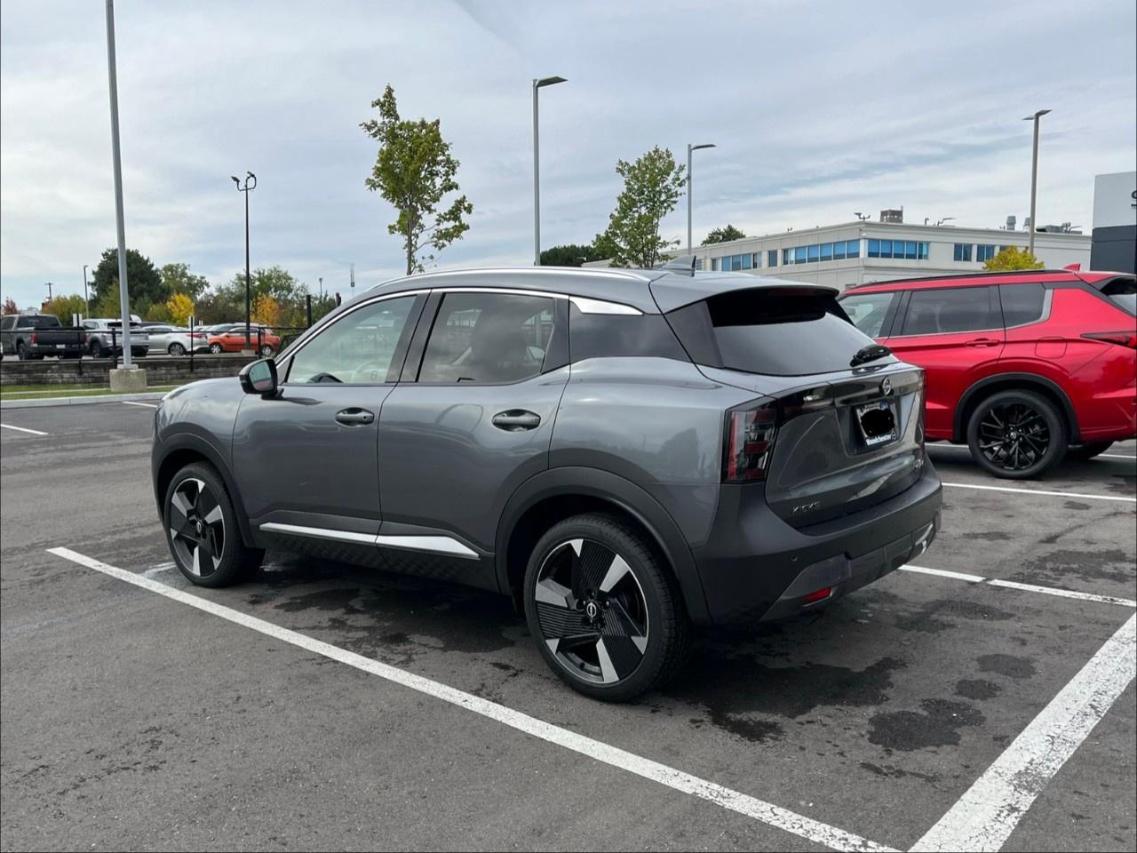 2025 Nissan Kicks SR AWD Photo