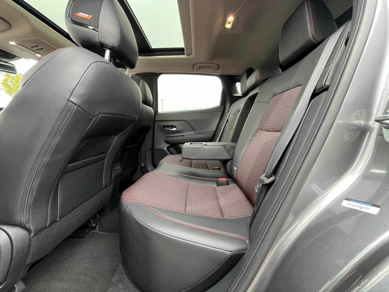 2025 Nissan Kicks SR AWD Photo
