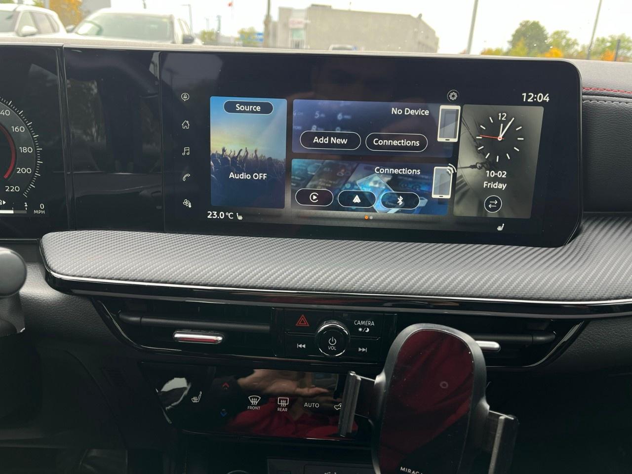 2025 Nissan Kicks SR AWD Photo