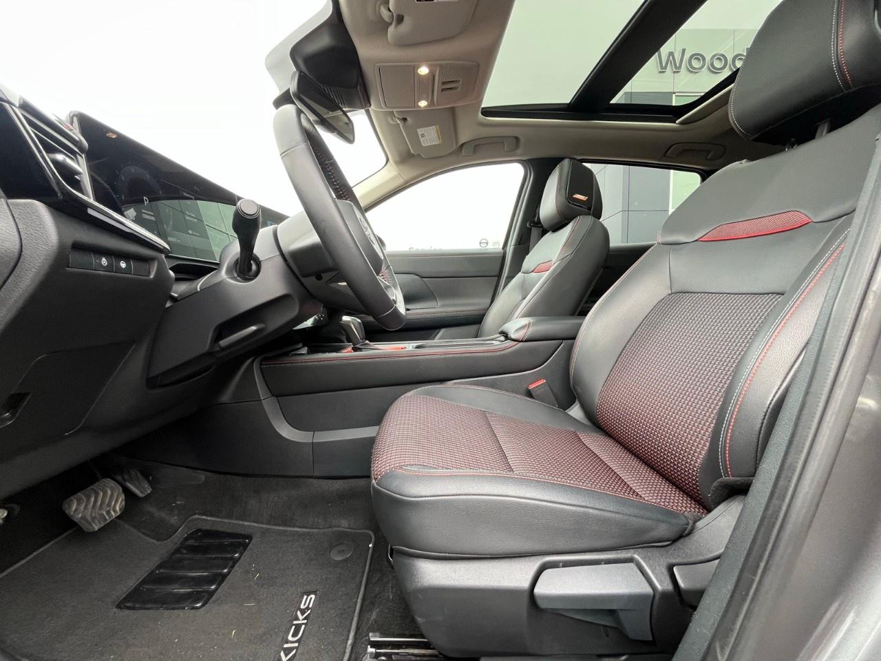 2025 Nissan Kicks SR AWD Photo