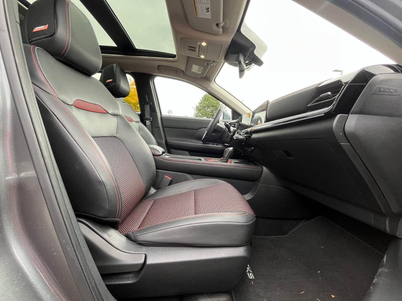 2025 Nissan Kicks SR AWD Photo