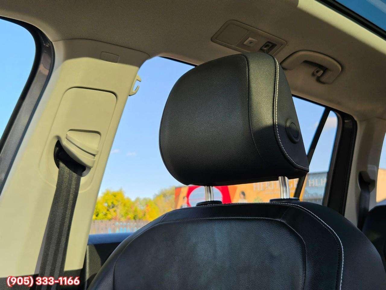 2021 Volkswagen Tiguan Highline Apple CarPlay & Android Auto • Power Sunroof • Leather Seating • Built-In Navigation System • Remote Start Syste Photo