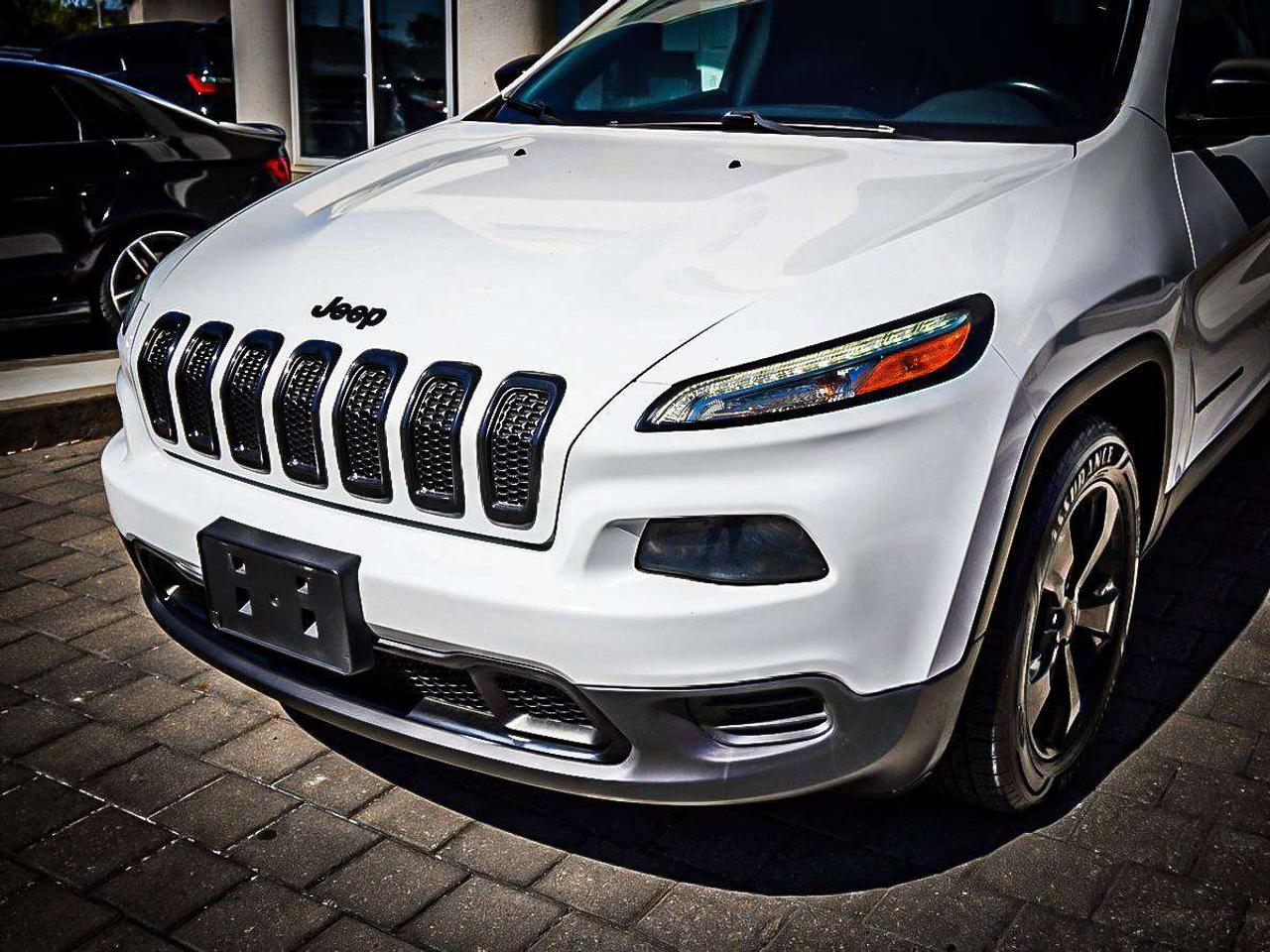 2016 Jeep Cherokee  Photo