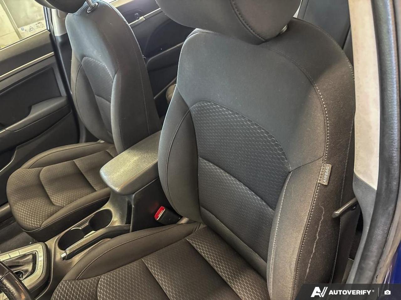 2019 Hyundai Elantra Preferred w/Sun & Safety Package (A6) 4dr Sedan Photo