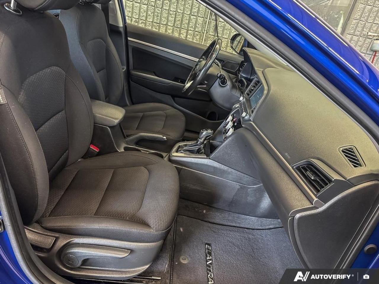 2019 Hyundai Elantra Preferred w/Sun & Safety Package (A6) 4dr Sedan Photo