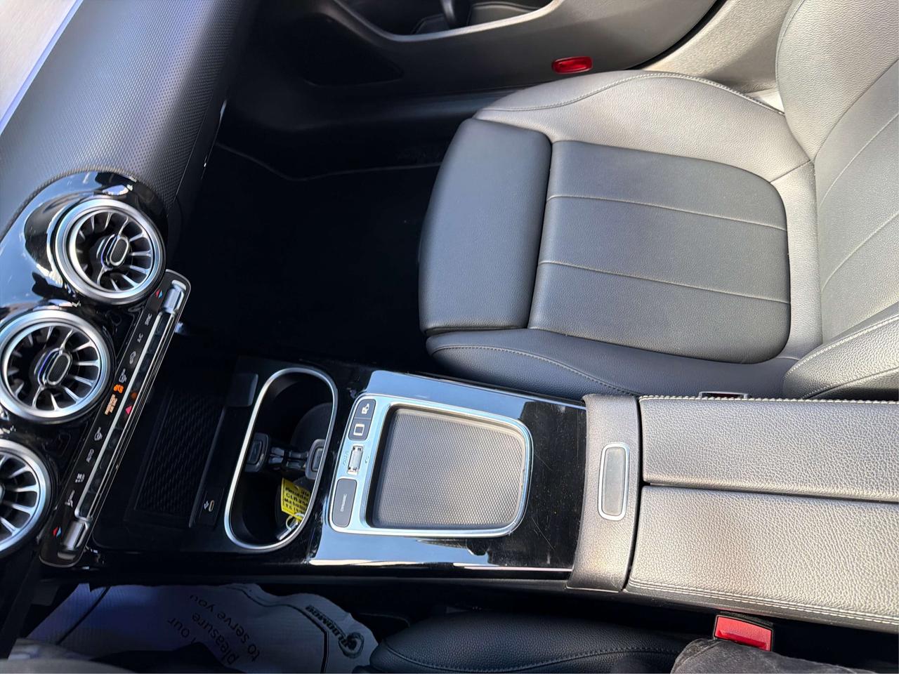2026 Mercedes-Benz CLA-Class CLA250/4MATIC/LUXURY/H SEAT/WE FINANCE ALL CREDIT! Photo