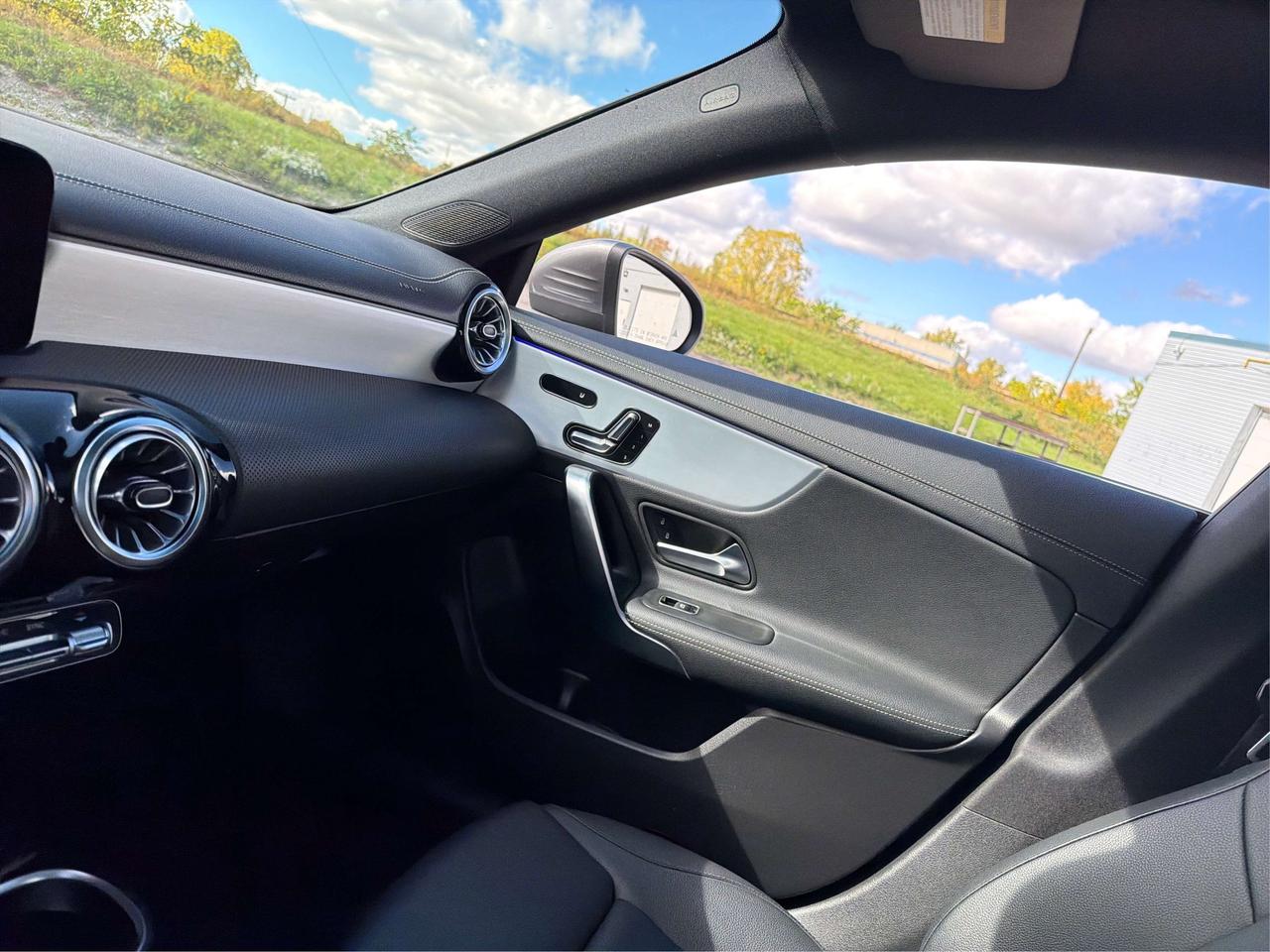2026 Mercedes-Benz CLA-Class CLA250/4MATIC/LUXURY/H SEAT/WE FINANCE ALL CREDIT! Photo