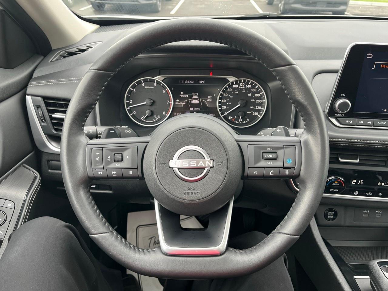 2024 Nissan Rogue AWD SV Moonroof Photo
