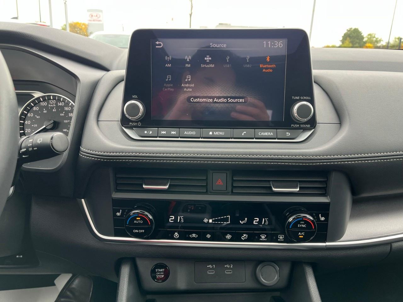 2024 Nissan Rogue AWD SV Moonroof Photo