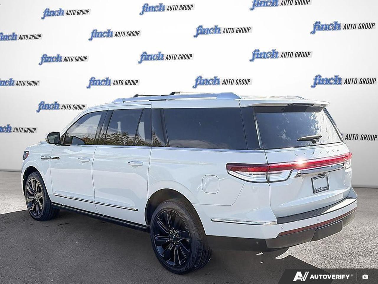 2024 Lincoln Navigator L Reserve 4dr 4x4 Photo3
