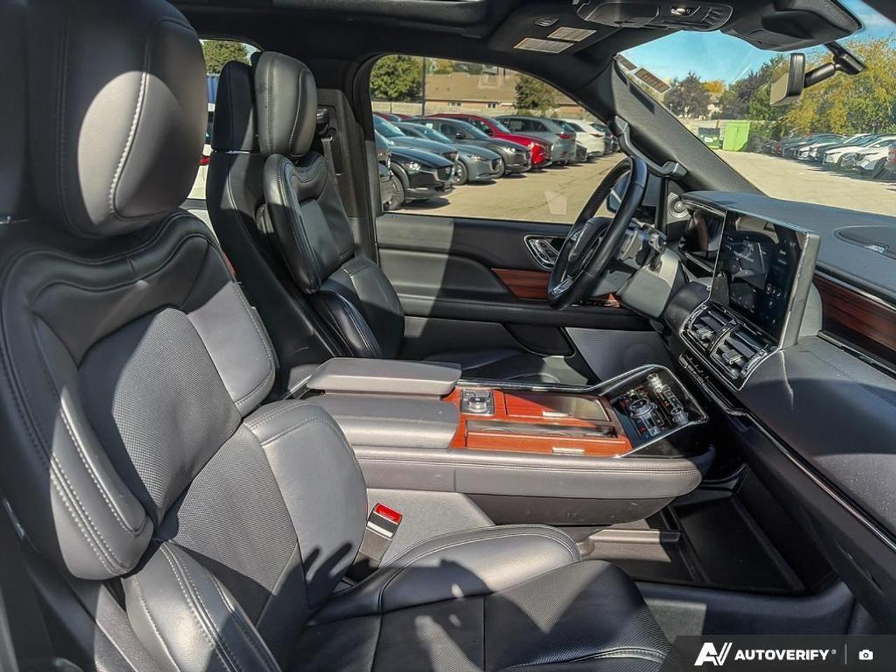 2024 Lincoln Navigator L Reserve 4dr 4x4 Photo